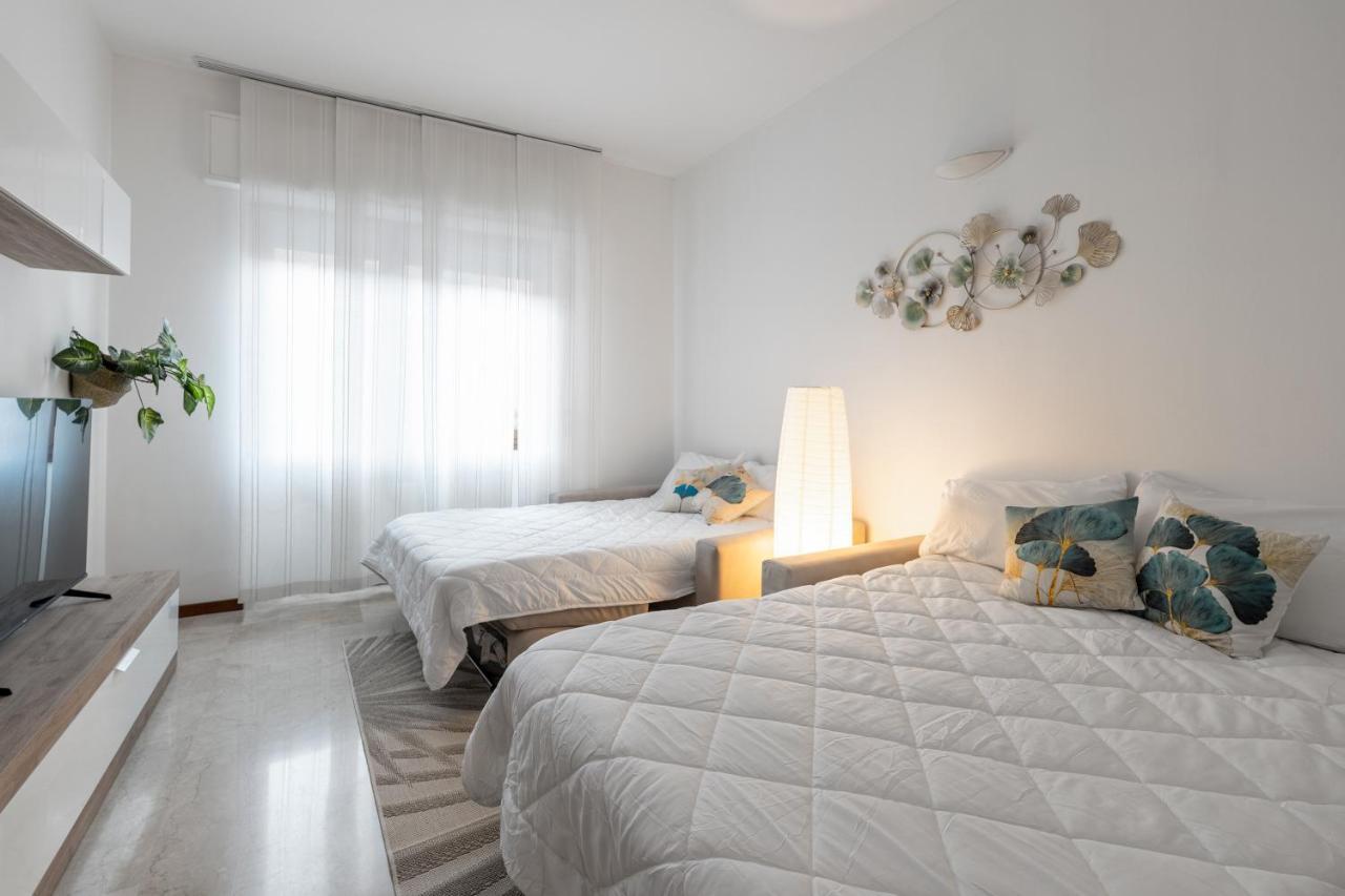 San Siro Big House Wifi Netflix Free Parking Apartment Милано Екстериор снимка